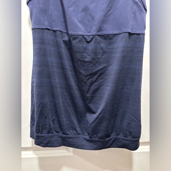 Athleta criss cross navy spandex material tank top​​​​​​​ - Picture 2 of 7